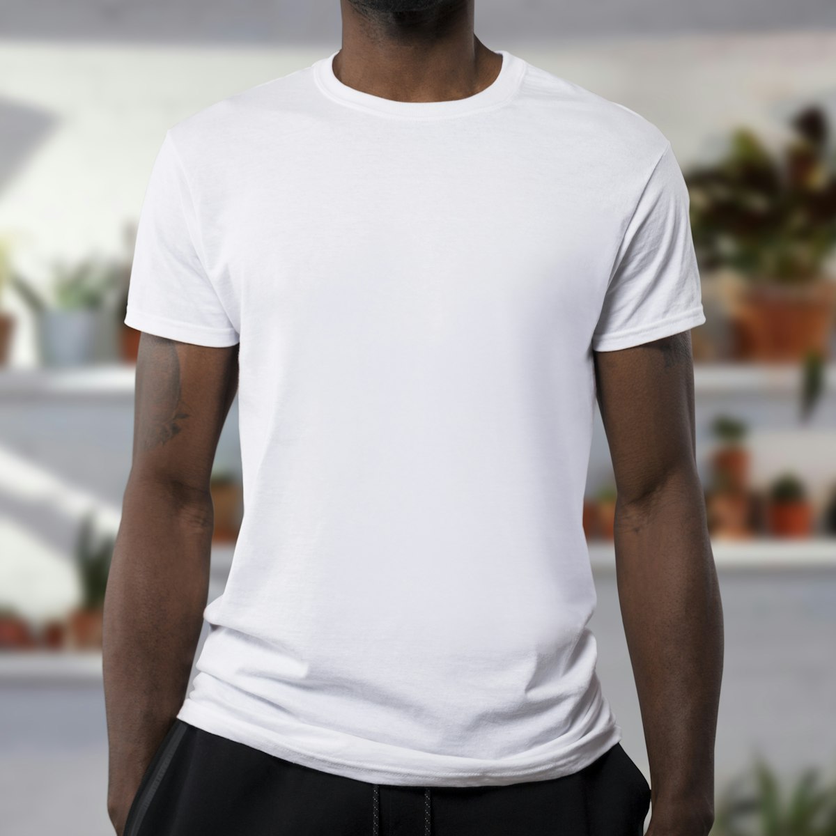 Ty0R6Y Men's Classic Crew Neck T-Shirt — Soft Cotton Everyday Tee